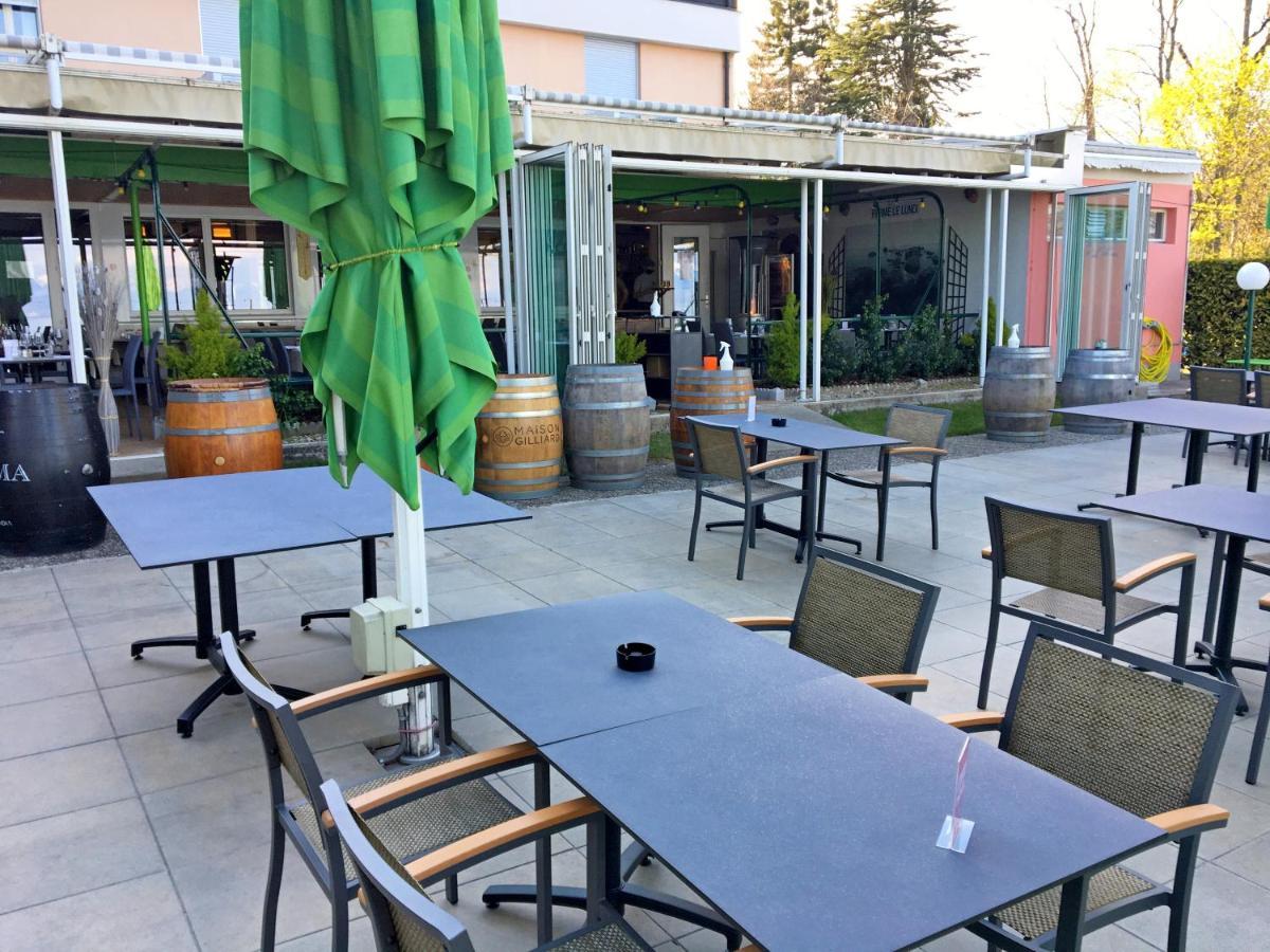 Hotel Restaurant De La Plage Gland VD Exterior foto